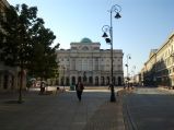foto W dali Pałac Staszica i Pomnik Mikołaja Kope..., Krakowskie Przedmieście