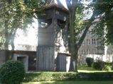 foto Drewniana dzwonnica przy kościele na Kamionku, Grochowska